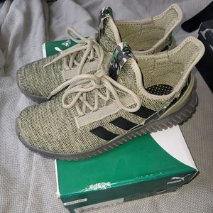 Adidas Cloudfoam, 10, Green